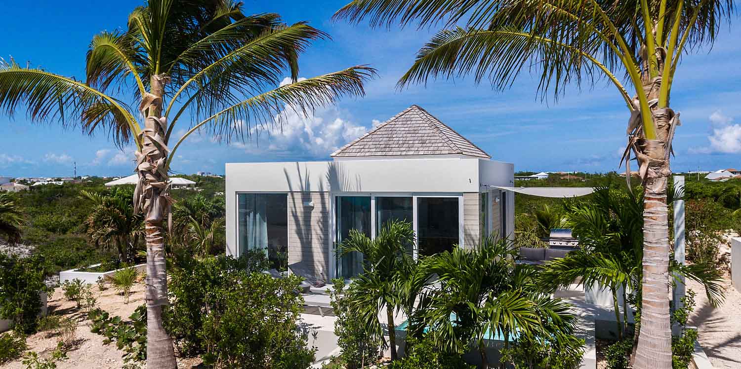Ocean Dream: Beachfront Luxury Villas in Turks and Caicos